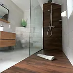 Casa vacanze Goettinger Ferienwohnung, Alt Trifft Modern! *